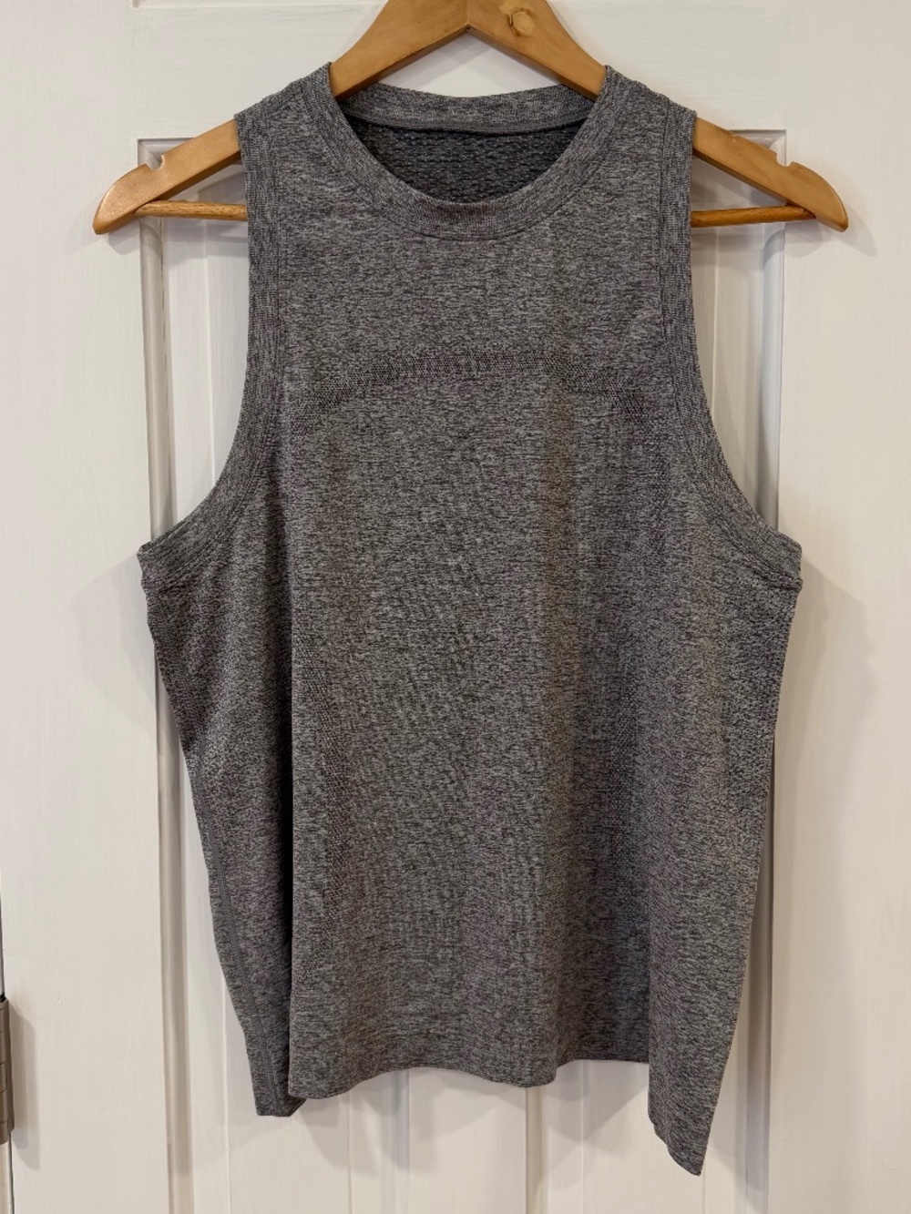 Lululemon Swiftly Relaxed Tank Size 6 Heathered Gray/White "You Are Strong"